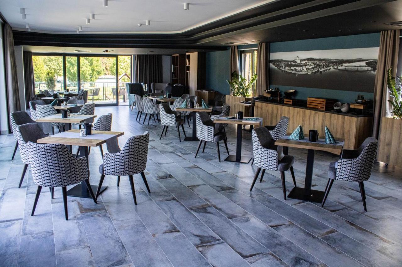Mediterraneo Luxury Room Estergon Dış mekan fotoğraf